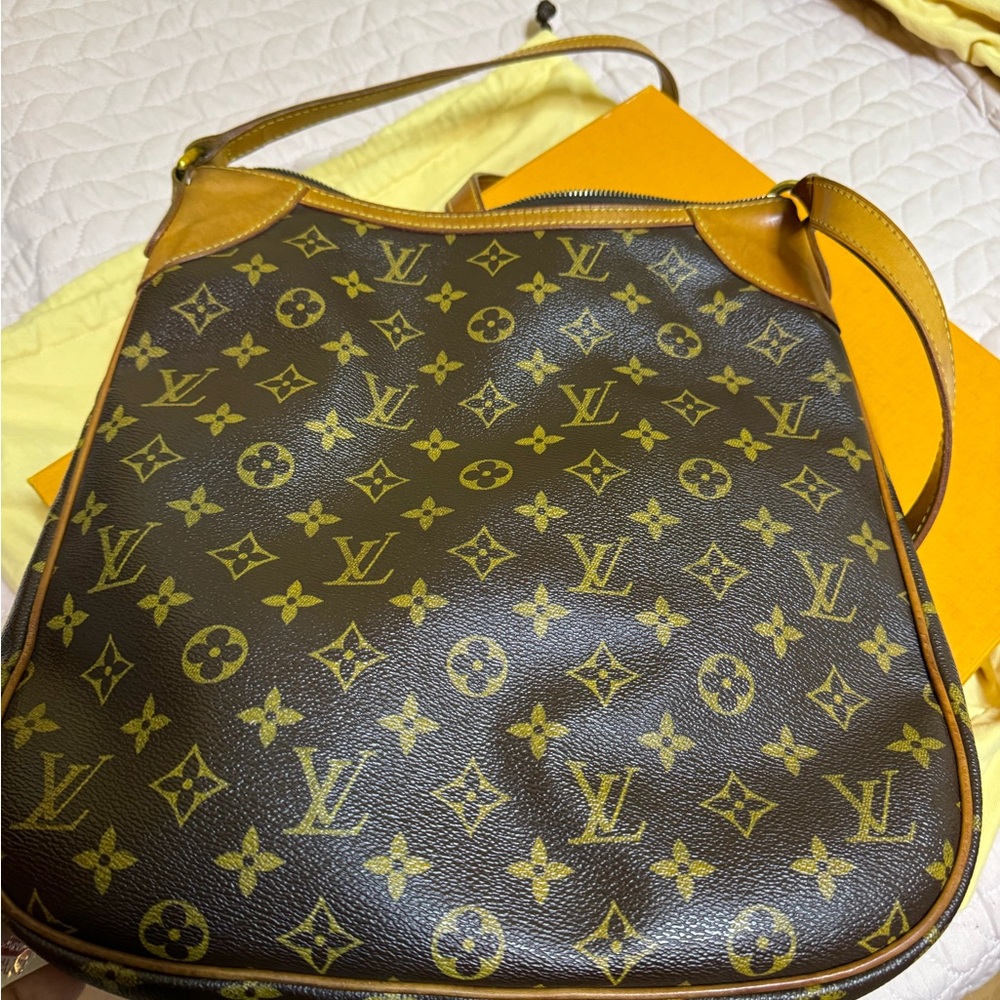 Louis vuitton odeon mm monogram